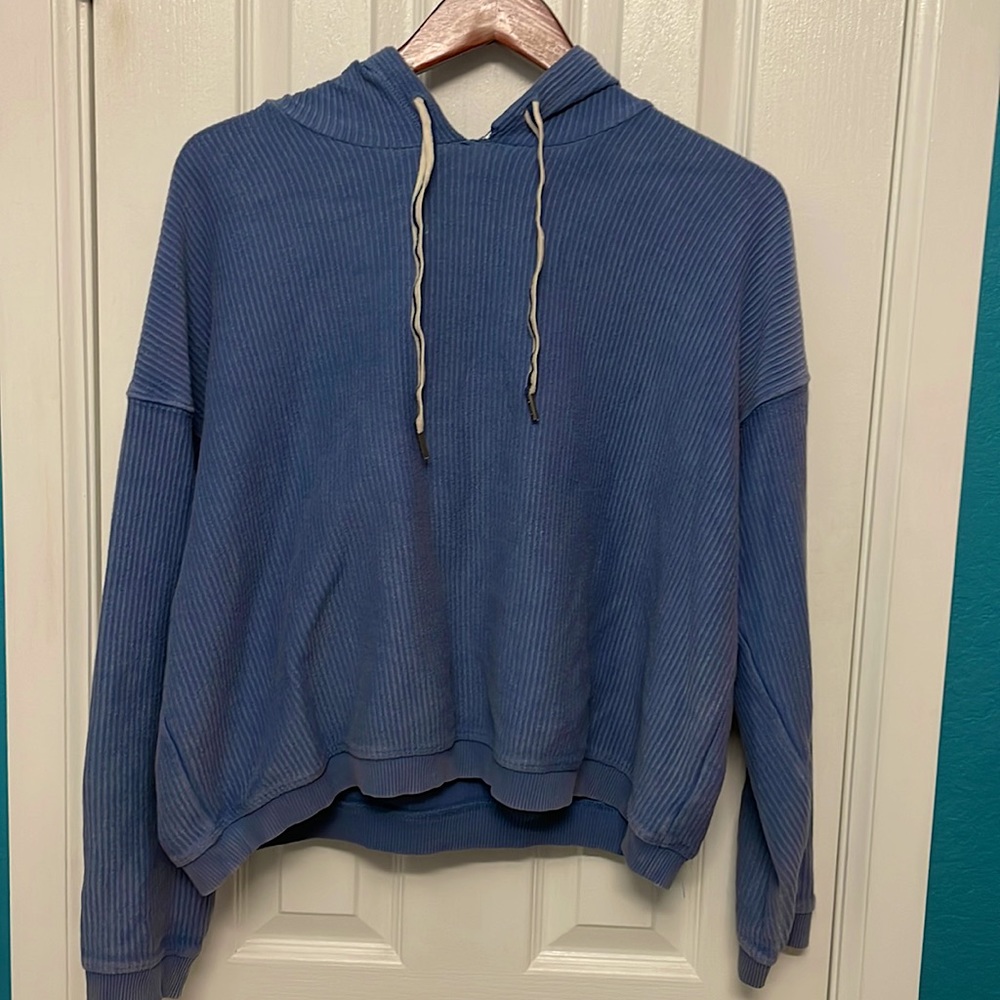 Aerie light blue pull over hoodie.